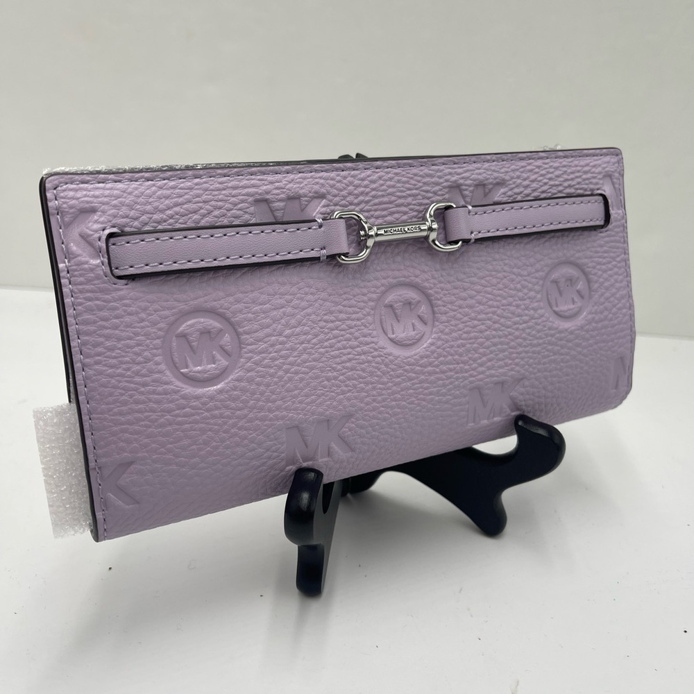 MICHAEL KORS Carson Large Logo Debossed Snap Wallet
Light Quartz 
NWT - Picture 14 of 16